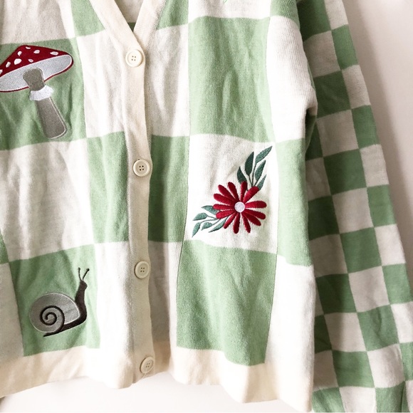 SOLD🛑Thorn Fable Cottagecore Whimsy Embroidered Patch Checkered Oversized Cardi - Picture 6 of 11